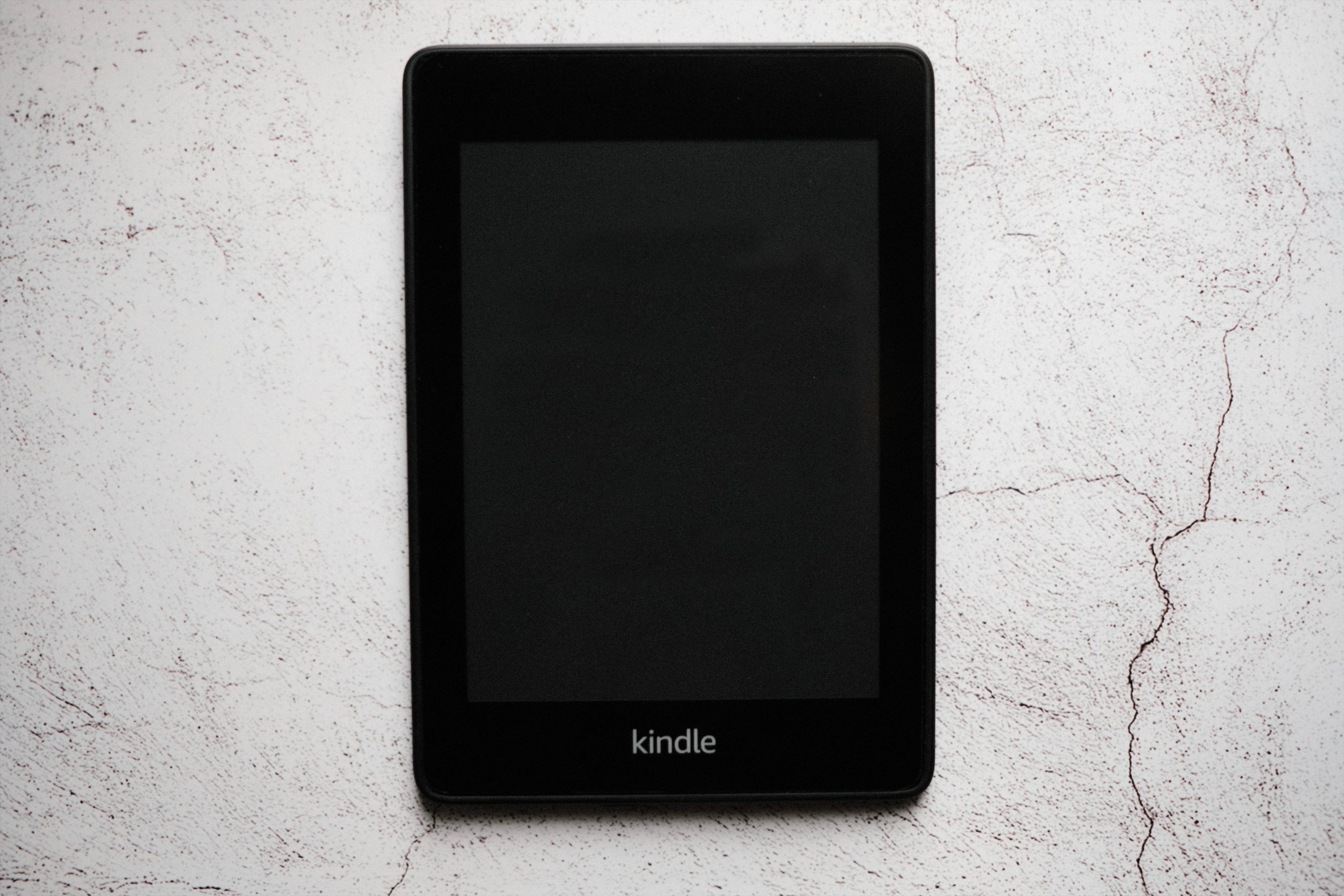 【電子書籍端末】Kindle Paperwhite で読書に特化