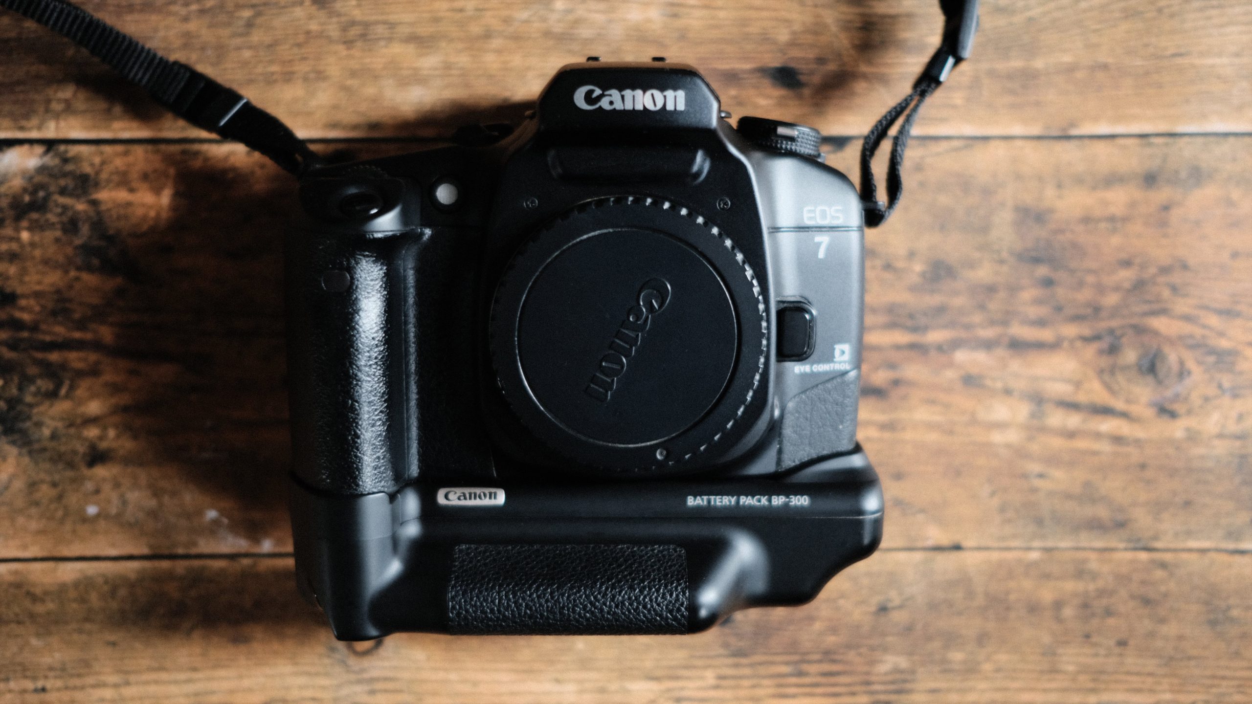 【EFレンズ資産を活かす】Canon EOS7 で気軽にフィルムを楽しむ